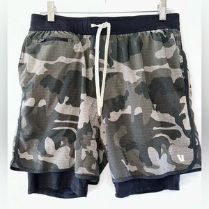 Vuori Men's 2in1 Stockton Short in Black Green Camo size Large